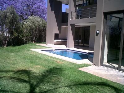 Cluster House For Rent in Atholl, Sandton